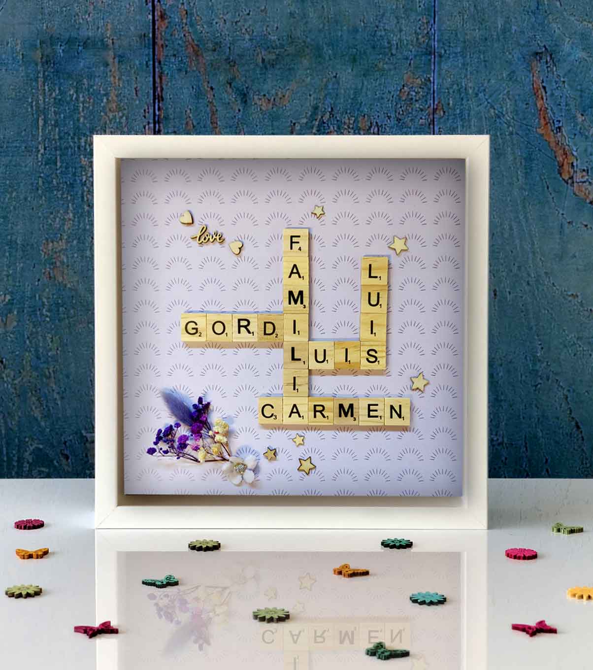 cuadro-familia-letras-scrabble cuadro-con-letras-de-scrabble