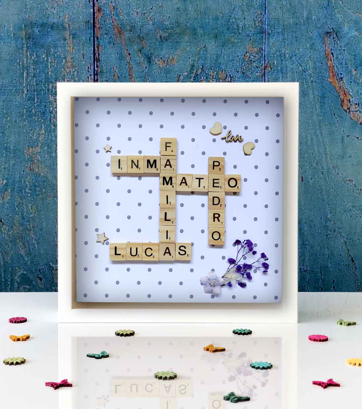 cuadro-scrabble-con-nombres cuadro-con-letras-de-scrabble