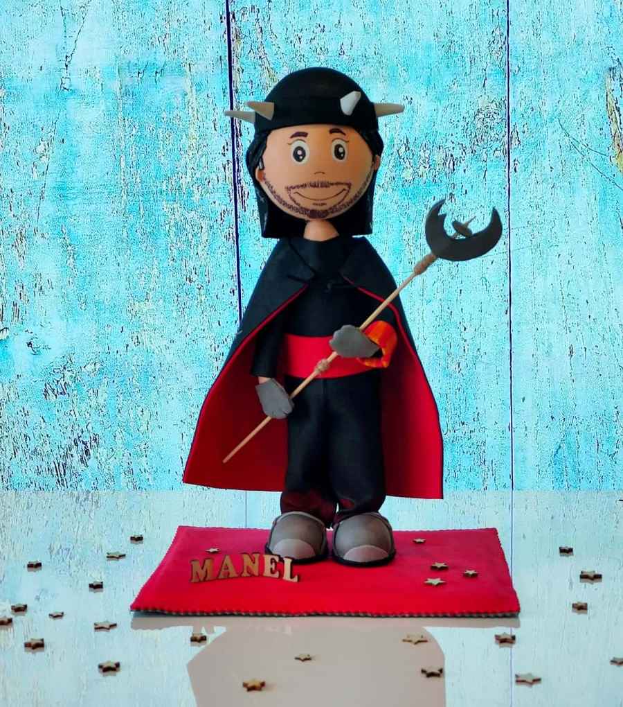 Fofucha-personalizada-diable-la-ilusion-de-sandra