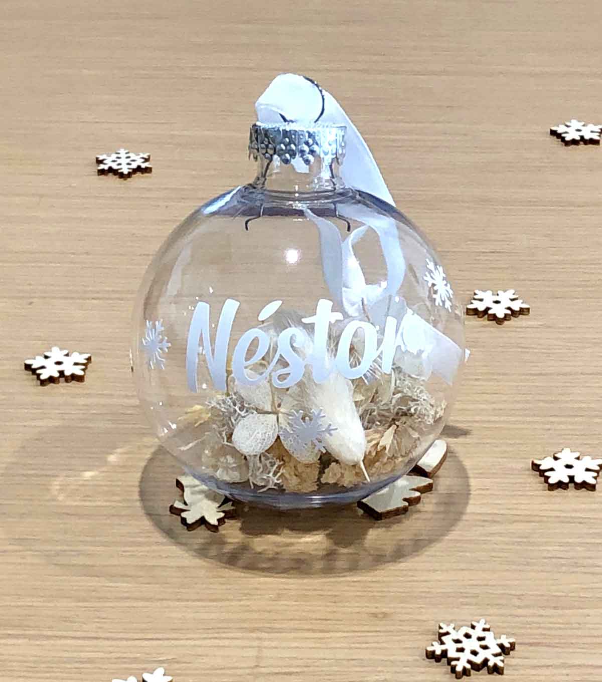 bola-de-navidad-personalizada-con-flores-secas Bola-de-navidad-con-nombre-personalizada