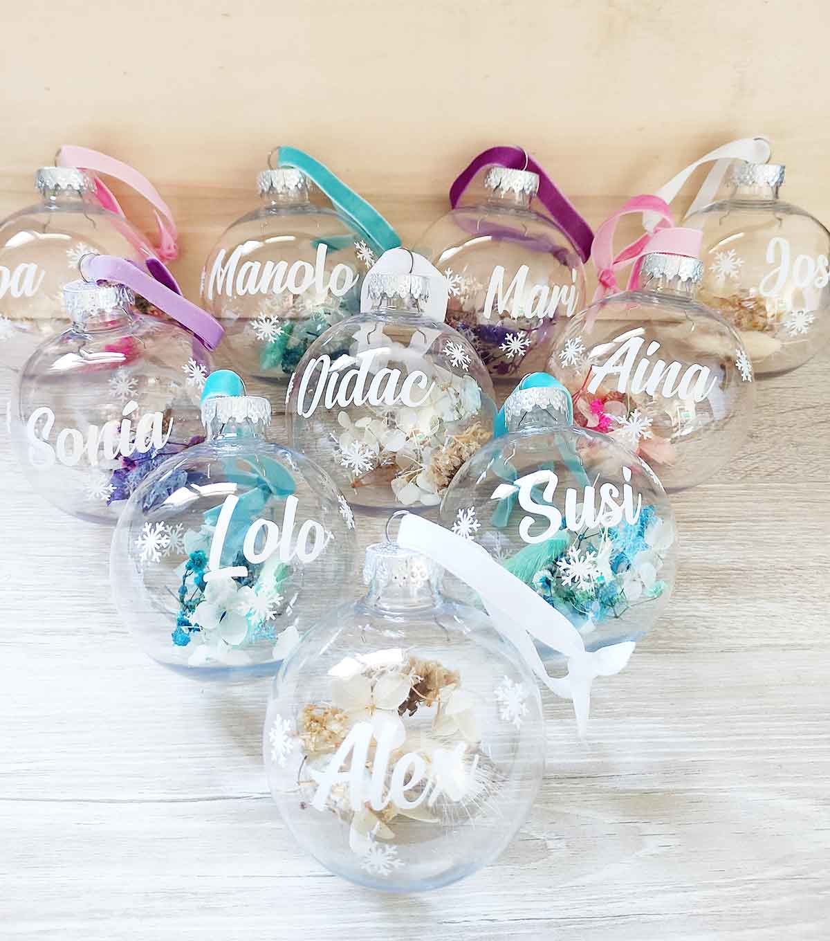 bolas-navidad-personalizadas-con-nombre bolas-navidad-transparentes-con-flores