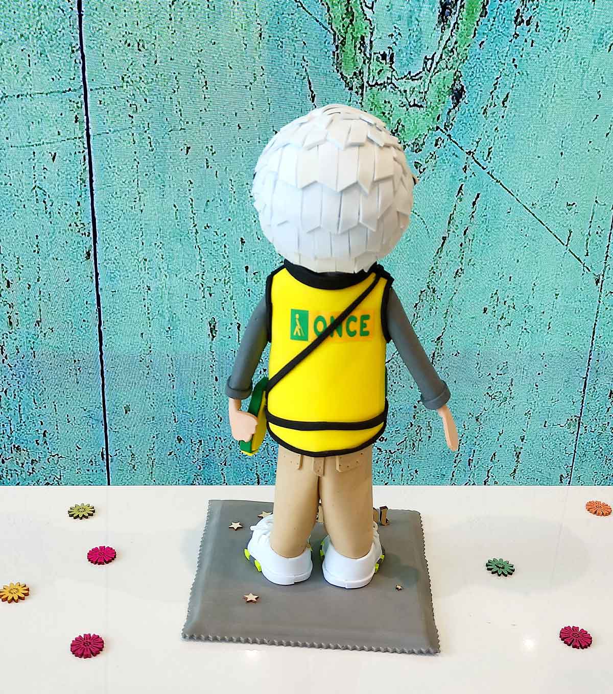 fofucha-personalizada-venddor-cupones-once fofucha-personalizada-trabajador-once